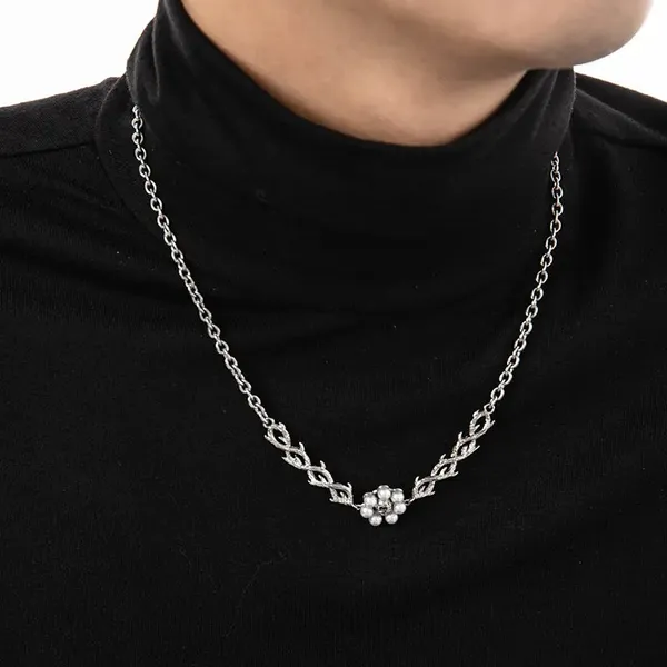 Pearl_Skull_Necklace