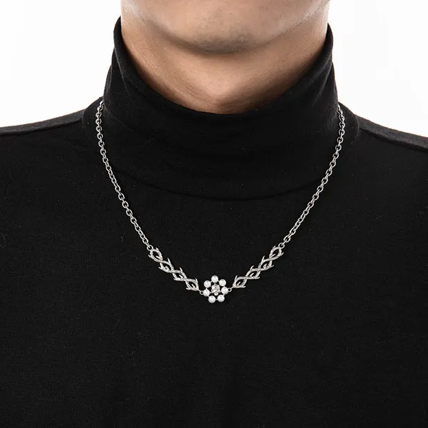 Pearl_Skull_Necklace