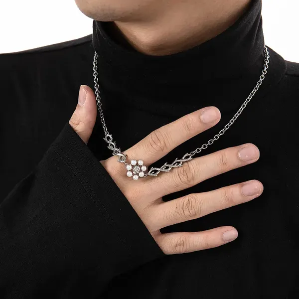 Pearl_Skull_Necklace
