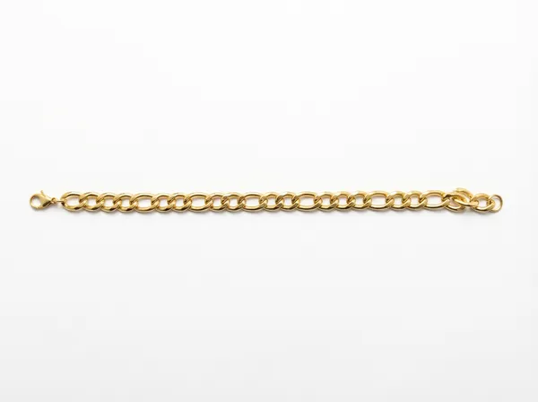 Figaro_Link_Bracelet_Golden