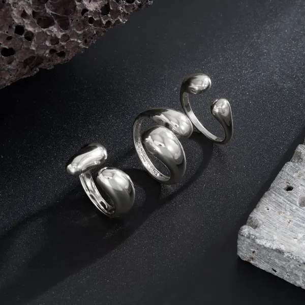 Sculpted_Adjustable_Statement_Ring_Set_Silver