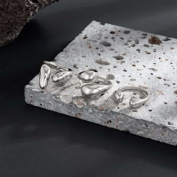 Sculpted_Adjustable_Statement_Ring_Set_Silver