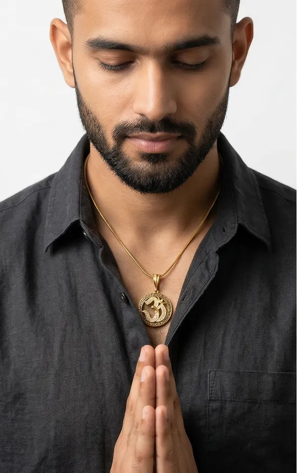 Om_Greek_Border_Cz_Pendant