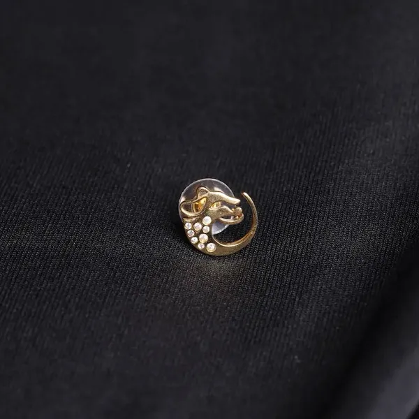 Panther_Stud_Golden_With_White_Left