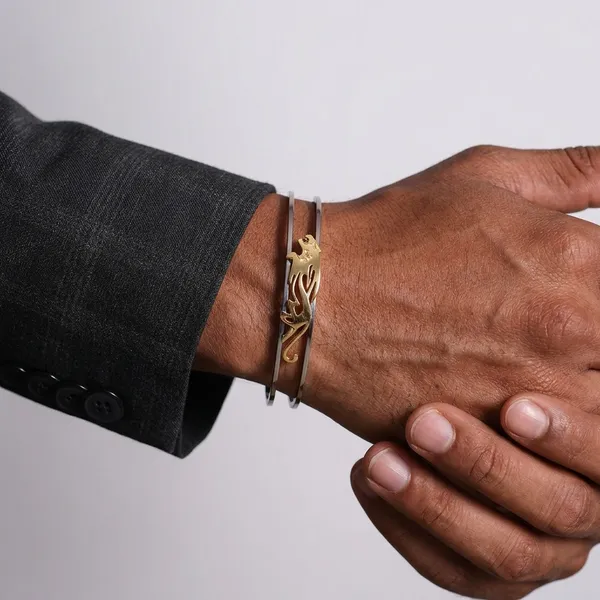 The_Panther_Prowl_Cuff_Bracelet_Golden