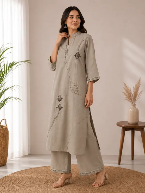 Beige_Cotton_Embroidered_Kurta_Pant_Co-Ord_Set_For_Women