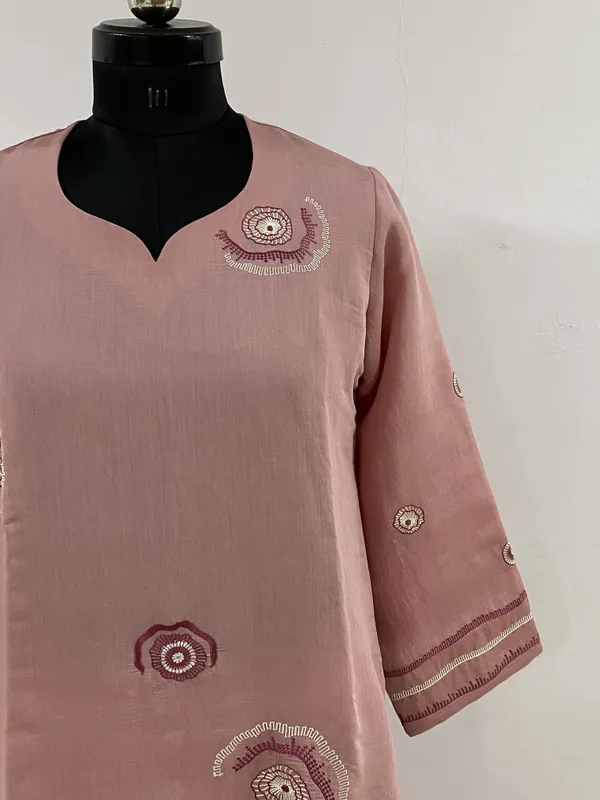 Dusty_Pink_Mal_Chanderi_Embroidered_Straight_Suit_Set_With_Dupatta_For_Women