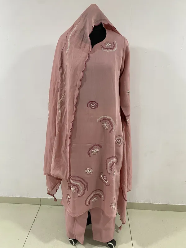 Dusty_Pink_Mal_Chanderi_Embroidered_Straight_Suit_Set_With_Dupatta_For_Women