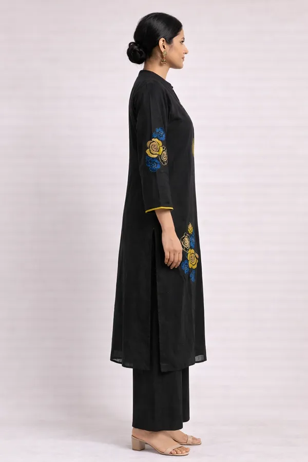 Black_Mal_Chanderi_Floral_Embroidered_Straight_Kurta_Set_With_Dupatta_For_Women