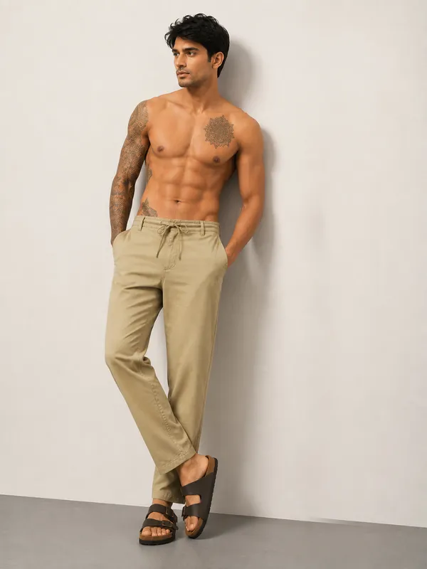 Light_Olive_Linen_Relaxed_Fit_Trousers_For_Men