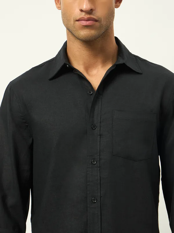 Black_Cotton_Regular_Fit_Full_Sleeve_Shirt_For_Men