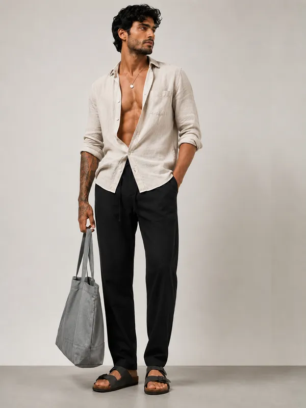 Black_Linen_Blend_Relaxed_Fit_Drawstring_Trousers_For_Men