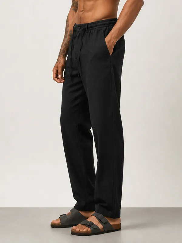 Black_Linen_Blend_Relaxed_Fit_Drawstring_Trousers_For_Men