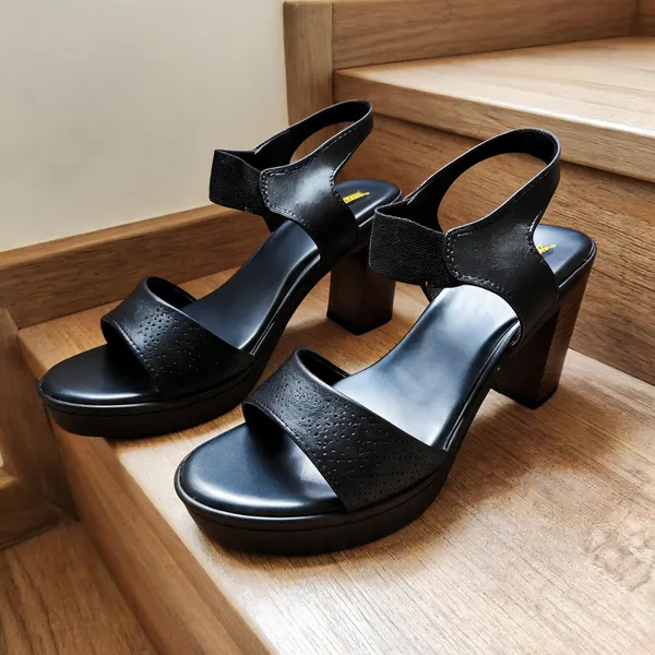 Black_Leather_With_Pu_Sole_Block_Heel_Sandals_For_Women