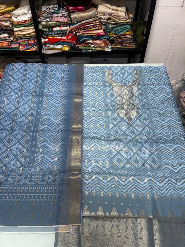 Blue_Unstitched_Dress_Material_Jacquard_Print_For_Women