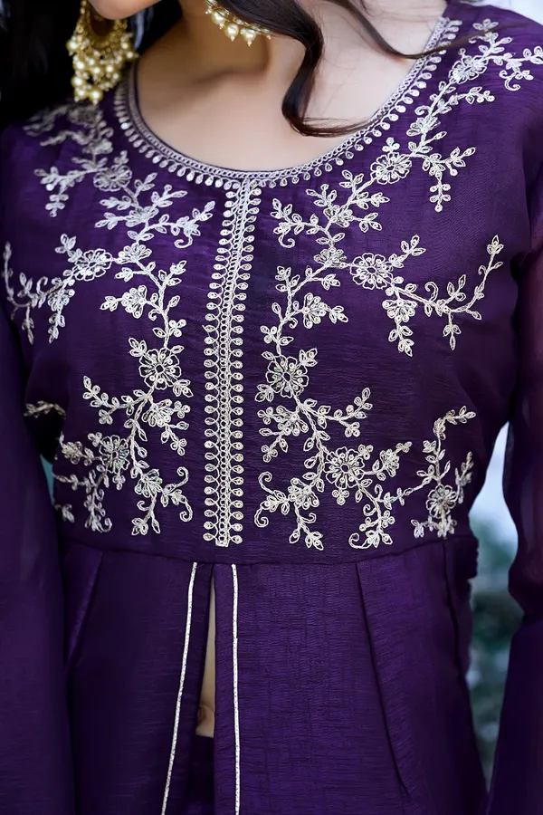 Women_Ethnic_Motifs_Embroidered_Empire_Thread_Work_Pure_Silk_Kurti_With_Palazzos_&_Dupatta