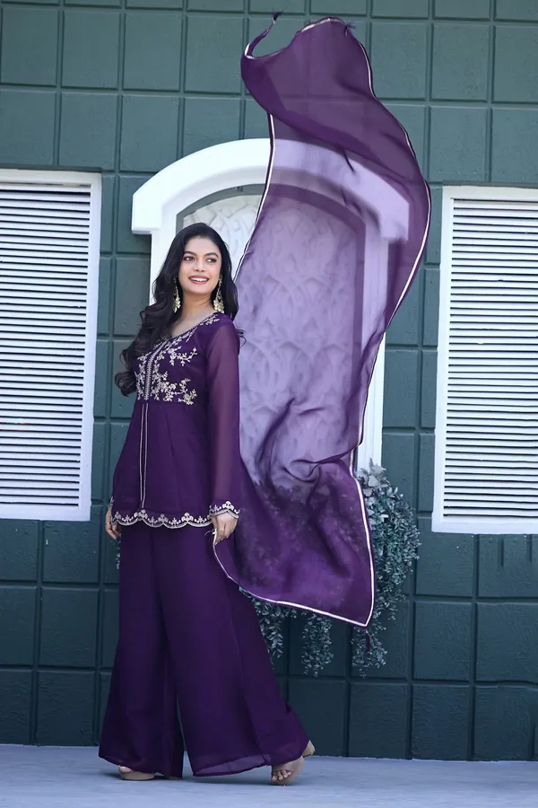 Women_Ethnic_Motifs_Embroidered_Empire_Thread_Work_Pure_Silk_Kurti_With_Palazzos_&_Dupatta
