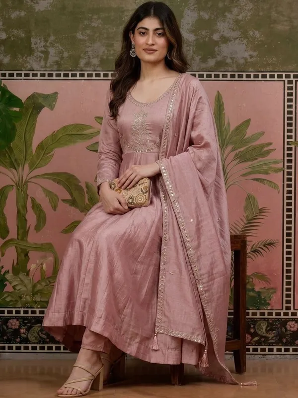 Women_Ethnic_Motifs_Embroidered_Regular_Thread_Work_Kurta_With_Trousers_&_Dupatta