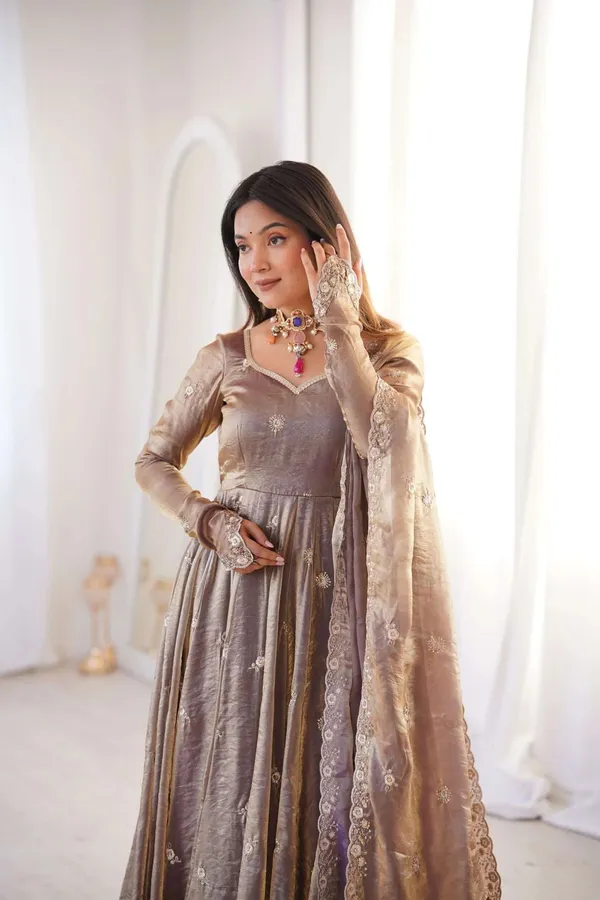 Dilruba_Copper_Suit_Set