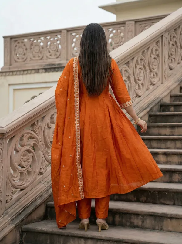 Embroidered_V-Neck_Kurta_&_Trousers_With_Dupatta