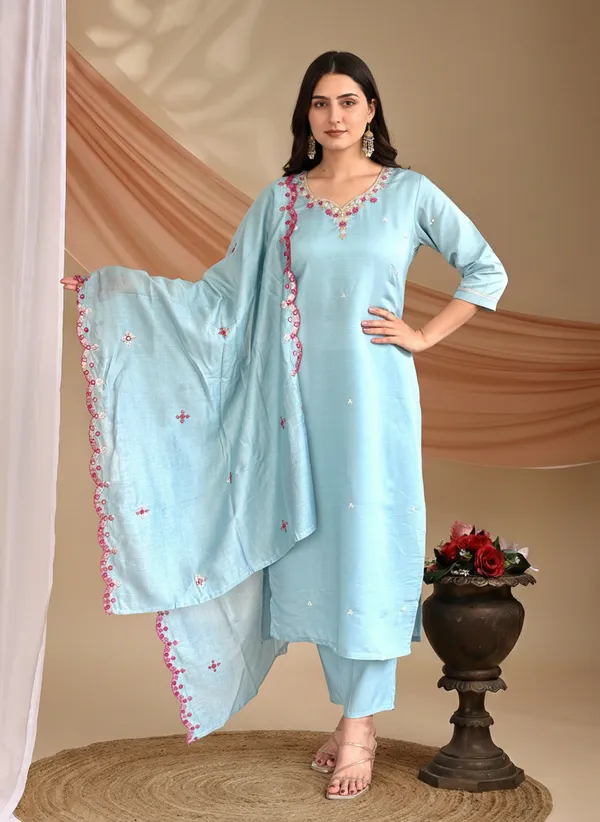 Ethnic_Motifs_Embroidered_Thread_Work_Chanderi_Silk_Kurta_with_Trousers_&_Dupatta