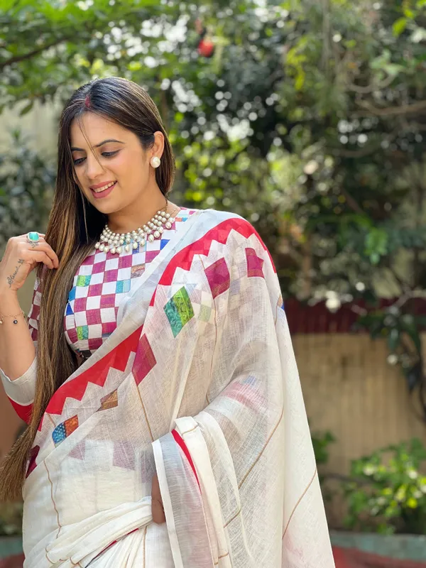 White_Pure_Cotton_Linen_Saree_with_Multicolor_Checkered_Design,_Blouse,_and_Tassel_Detailing