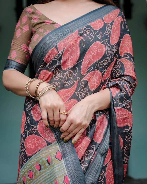 Charcoal_Black_Pure_Cotton_Linen_Saree_with_Leafy_Paisley_Print,_Blouse,_and_Tassel_Detailing