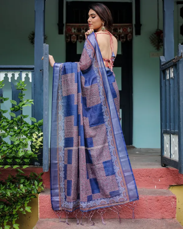 Navy_Blue_&_Red_Pure_Cotton_Linen_Saree_with_Blouse_and_Tassels_on_Edges