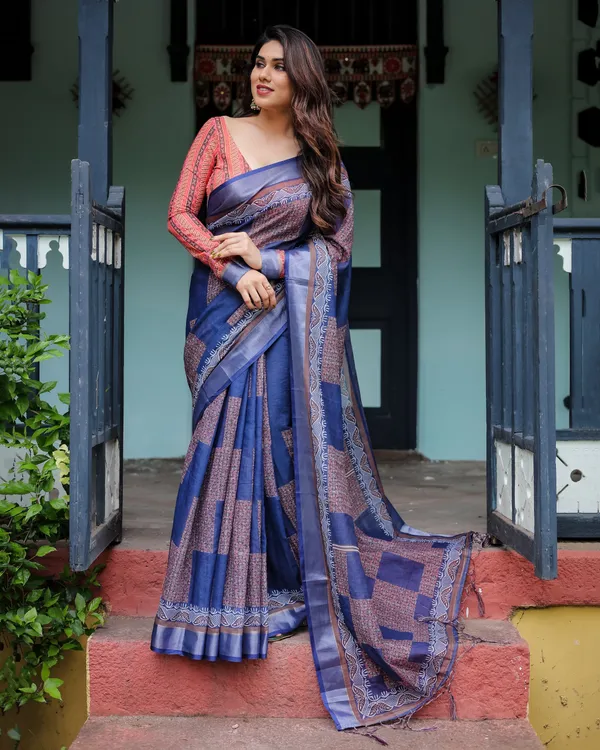 Navy_Blue_&_Red_Pure_Cotton_Linen_Saree_with_Blouse_and_Tassels_on_Edges