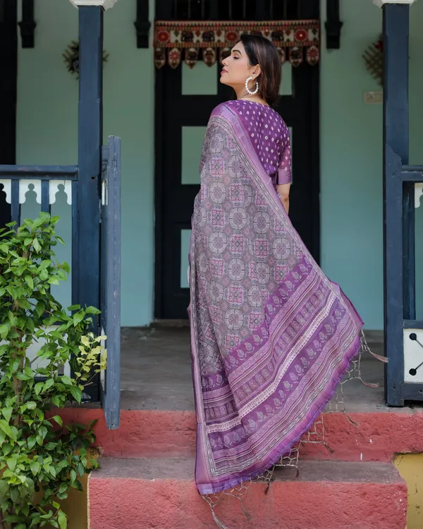 Elegant_Purple_Cotton_Linen_Saree_with_Geometric_Motif_and_Blouse