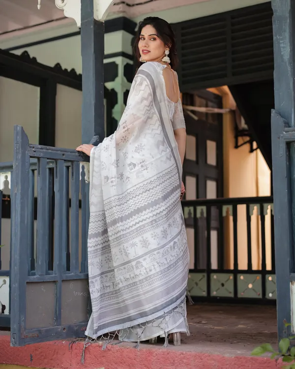 Elegant_Pure_Cotton_Linen_Saree_with_Intricate_Grey_and_White_Pattern,_Complete_with_Blouse_and_Tassels