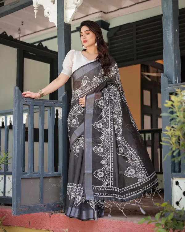 Black_and_White_Pure_Cotton_Linen_Saree_with_Intricate_Floral_Design_and_Tassels_on_Edges