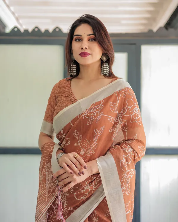 Terracotta_Brown_Floral_Handprinted_Pure_Cotton_Linen_Saree_with_Tassels