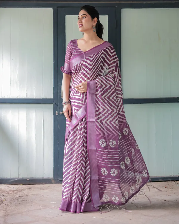 Purple_and_White_Zigzag_Patterned_Pure_Cotton_Linen_Saree_with_Blouse_and_Tassel_Edges