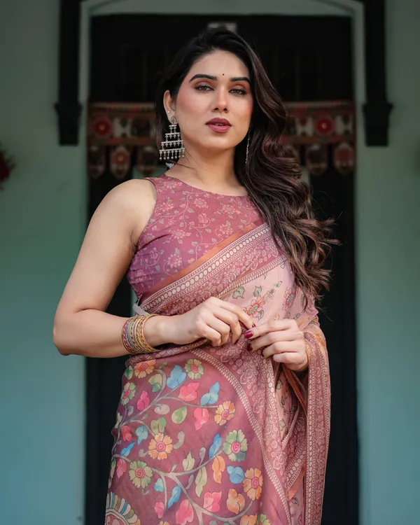 Blush_Pink_Handloom_Cotton-Linen_Saree_with_Floral_Motifs_and_Artistic_Pallu