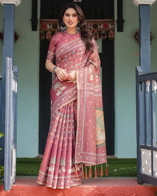 Mauve_with_Floral_Motifs_Linen_Cotton_Handloom_Printed_Saree,_Pastoral_Scene_Pallu,_and_Tassels