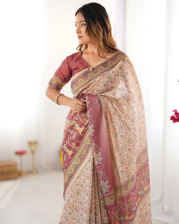 Beige_&_Mauve_Handloom_Cotton_Saree_with_Floral_Jaal,_Peacock_Motifs_&_Storytelling_Pallu