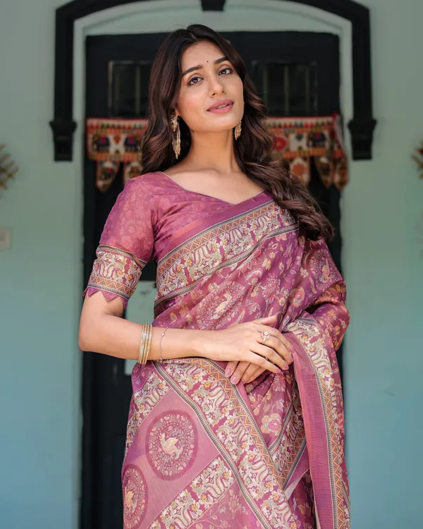 Plum_Rose_Handloom_Cotton_Saree_with_Floral_Buttas_&_Traditional_Peacock_Medallion_Pallu