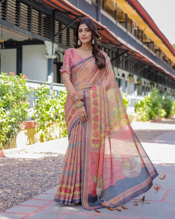 Peach_Pink_Handloom_Cotton_Saree_with_Lotus_&_Bird_Motifs_and_Navy_Border_Pallu