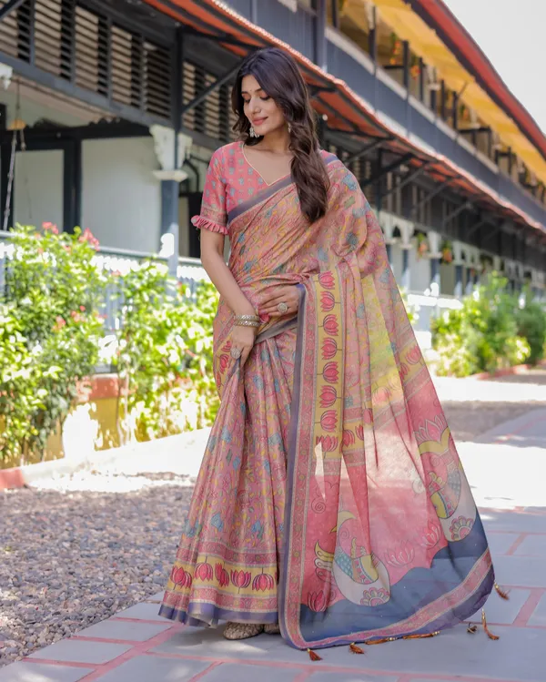 Peach_Pink_Handloom_Cotton_Saree_with_Lotus_&_Bird_Motifs_and_Navy_Border_Pallu