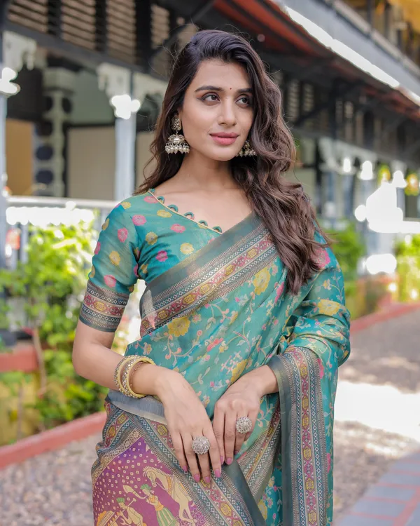 Sea_Green_Handloom_Cotton_Saree_with_Multicolor_Floral_&_Royal_Procession_Pallu