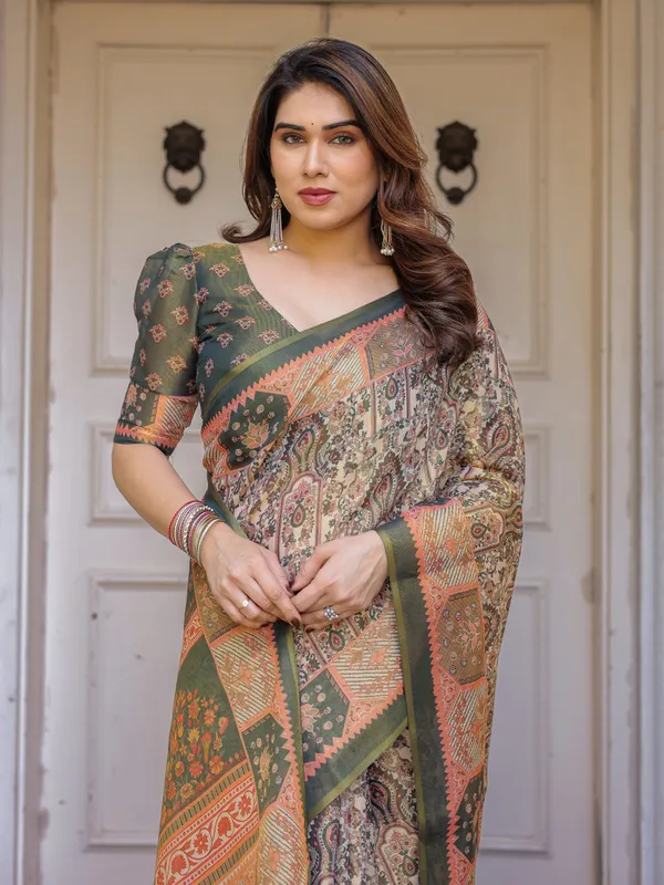 Beige_&_Olive_Green_Paisley_Panel_Printed_Handloom_Cotton_Saree_with_Heritage_Border_&_Tassels_–_Traditional_Festive_Wear