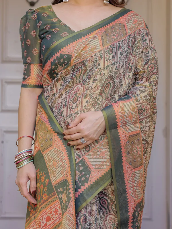 Beige_&_Olive_Green_Paisley_Panel_Printed_Handloom_Cotton_Saree_with_Heritage_Border_&_Tassels_–_Traditional_Festive_Wear
