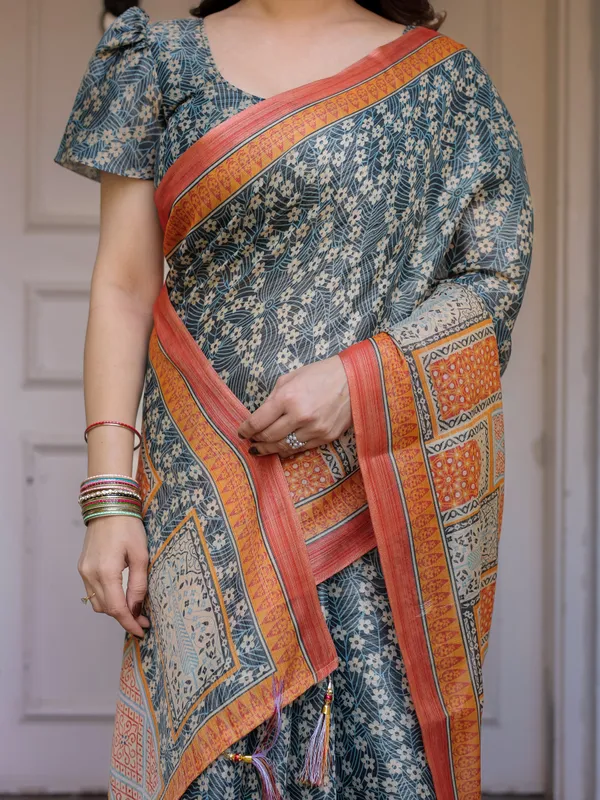 Steel_Grey_&_Rust_Orange_Cotton_Handloom_Printed_Saree_For_Women
