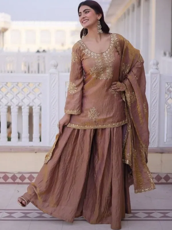 Women_Ethnic_Motifs_Embroidered_Regular_Kurta_With_Sharara_With_Dupatta