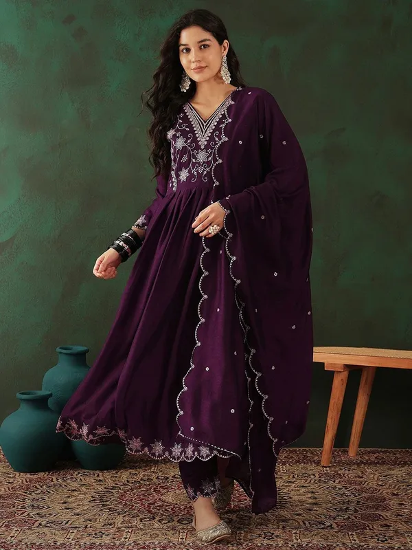 Magenta_Floral_Embroidered_Zari_Anarkali_Kurta_With_Trouser_&_Dupatta