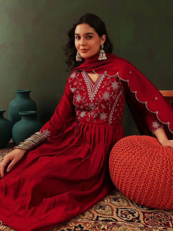 Maroon_Floral_Embroidered_Sequinned_Anarkali_Kurta_With_Trouser_&_Dupatta