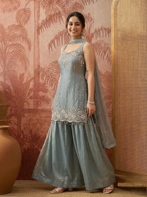 Women_Floral_Embroidered_Regular_Thread_Work_Kurta_With_Sharara_With_Dupatta