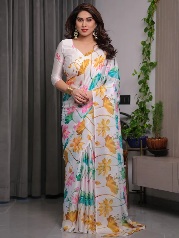 White_Satin_Georgette_Lotus_Floral_Printed_Saree_with_Attached_Blouse_–_Elegant_Watercolor_Designer_Saree_for_Festive_&_Graceful_Occasions