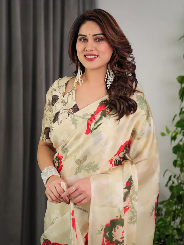 Cream_Floral_Satin_Georgette_Saree_with_Red_&_Green_Artistic_Flower_Print_and_Designer_Contrast_Blouse